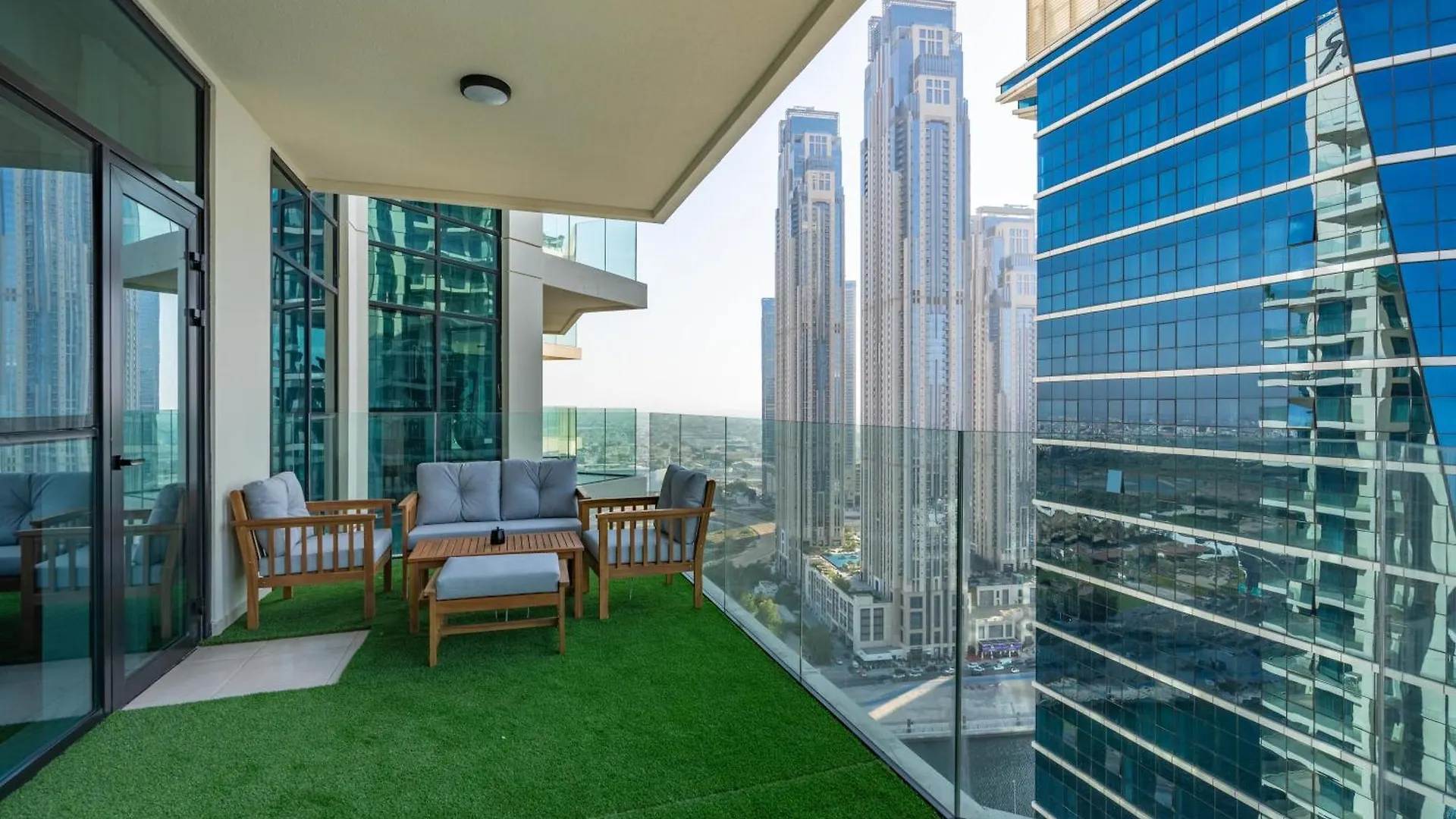 Elite Apartment Near Dubai Mall